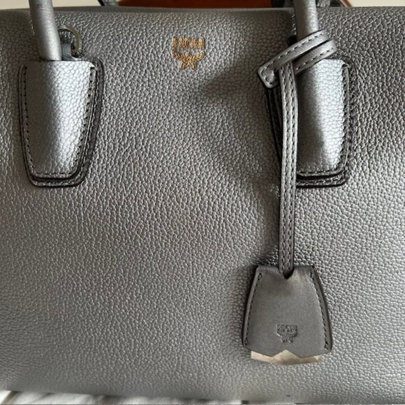 MCM Fontanellas Park Ave Milla Satchel - EUC!!!! - Picture 3 of 9